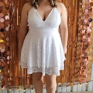 David’s Bridal Graduation/Homecoming/Bridal Dress